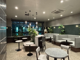 ラウンジ