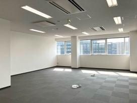 貸室内